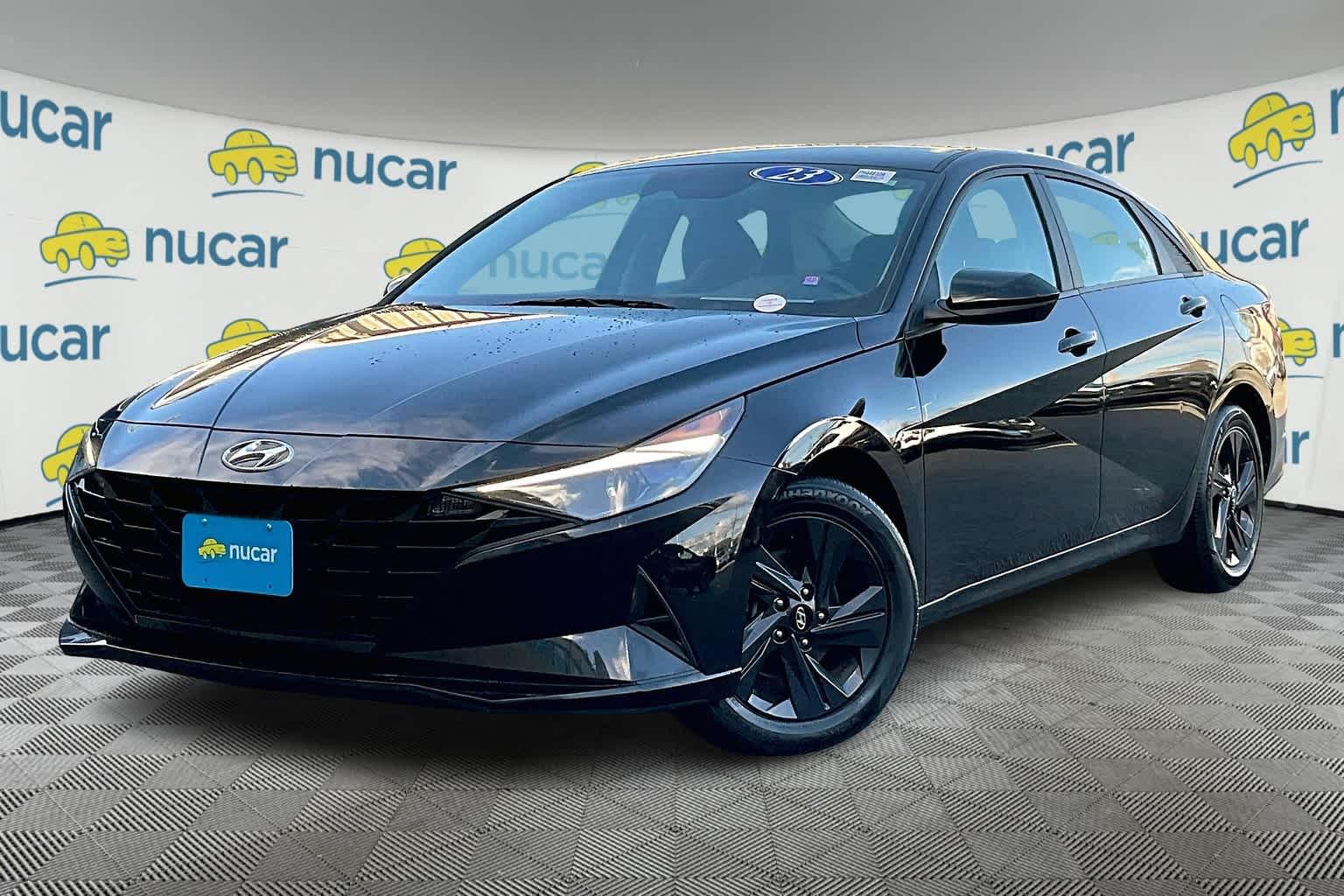 2023 Hyundai Elantra SEL - Photo 3