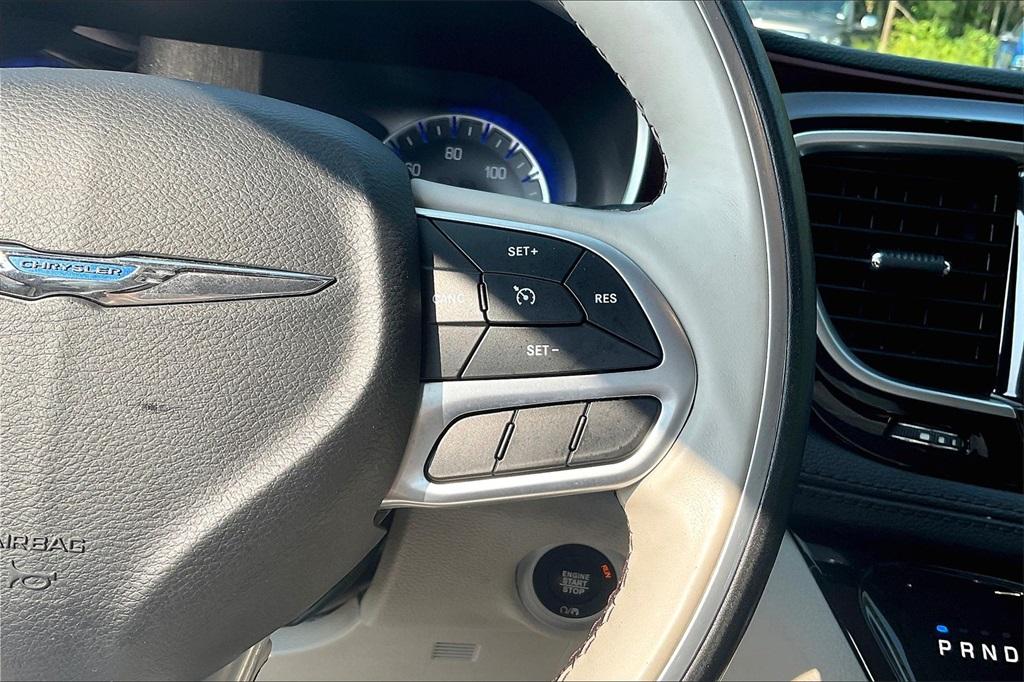 2019 Chrysler Pacifica Limited - Photo 25