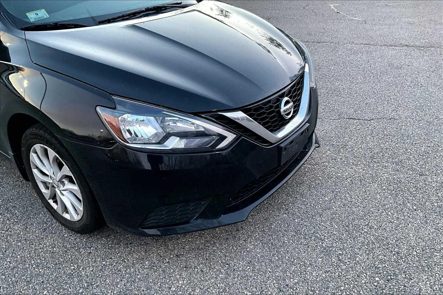 2018 Nissan Sentra SV - Photo 5