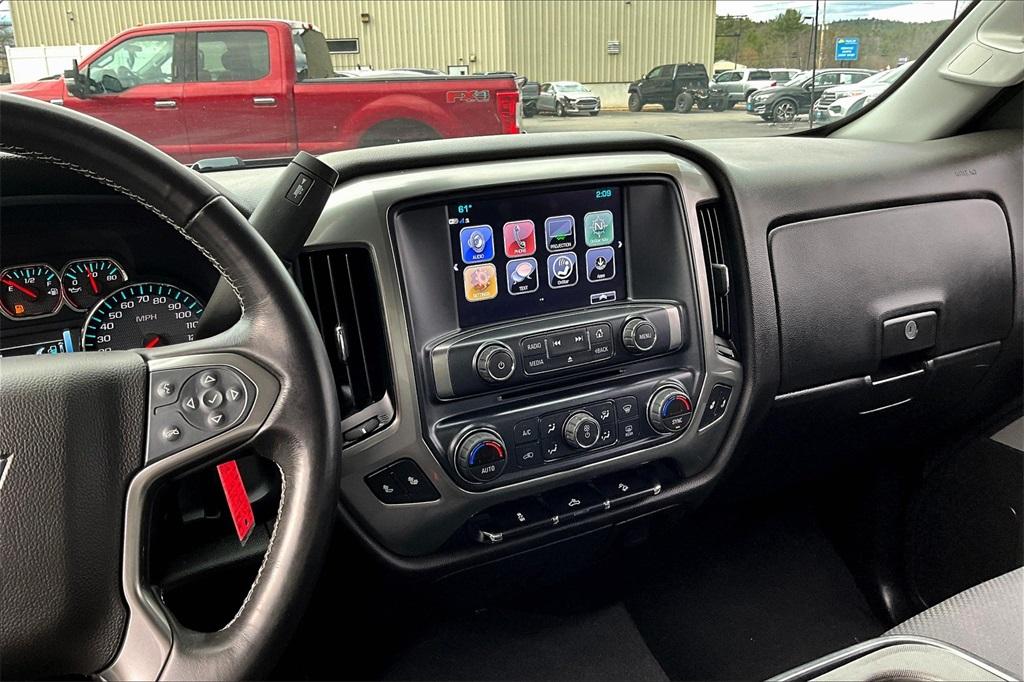 2019 Chevrolet Silverado 1500 LD LT - Photo 18