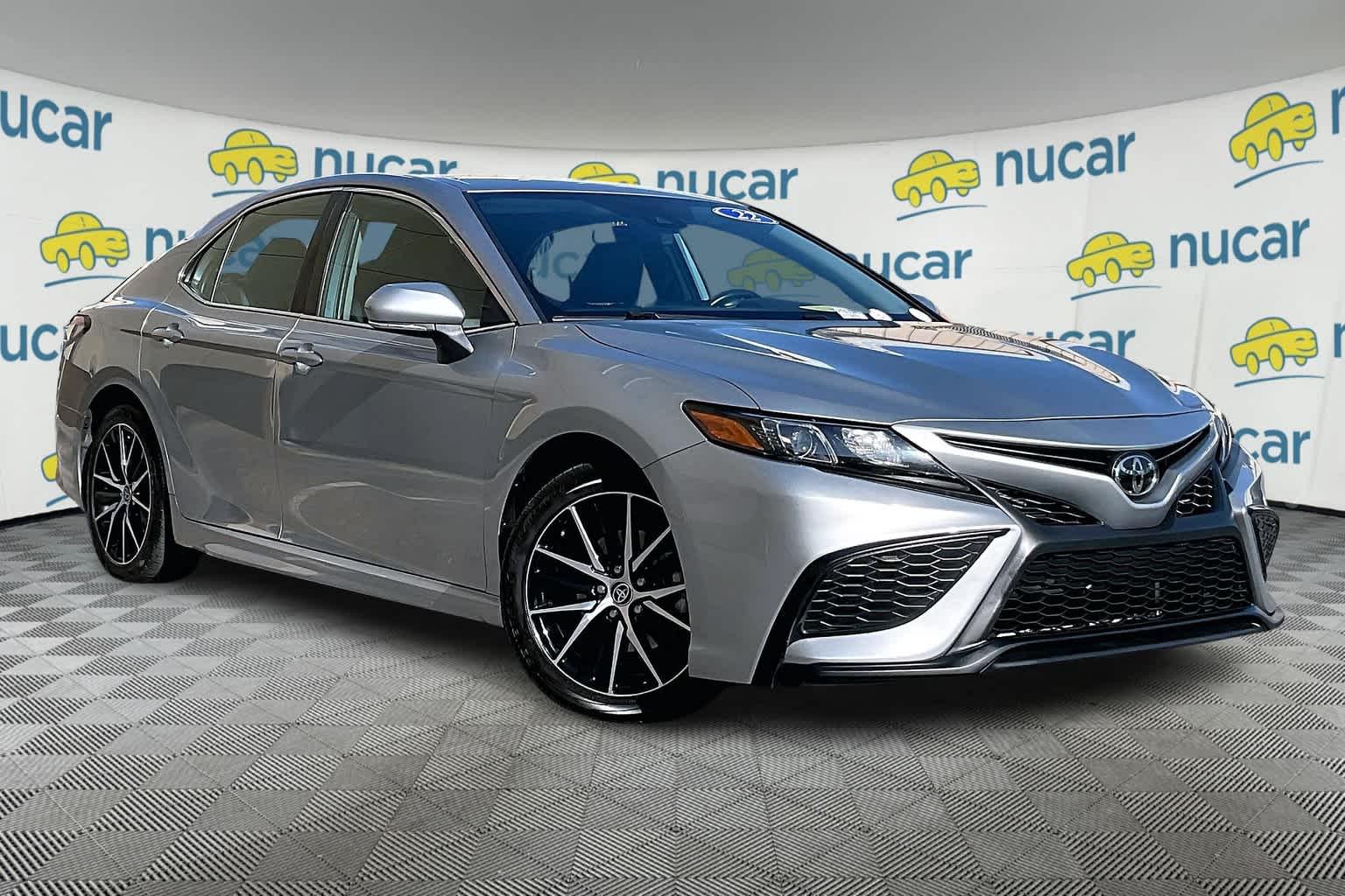 2022 Toyota Camry SE - Photo 1