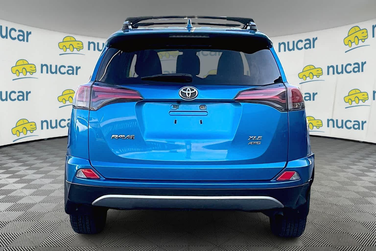 2018 Toyota RAV4 XLE - Photo 5