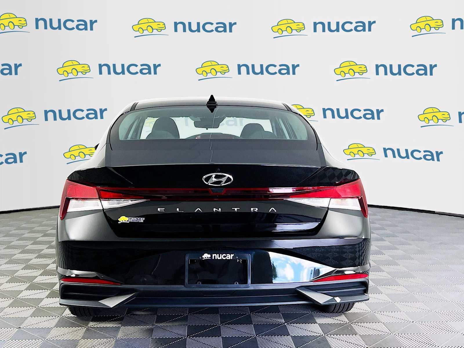 2021 Hyundai Elantra SE - Photo 6