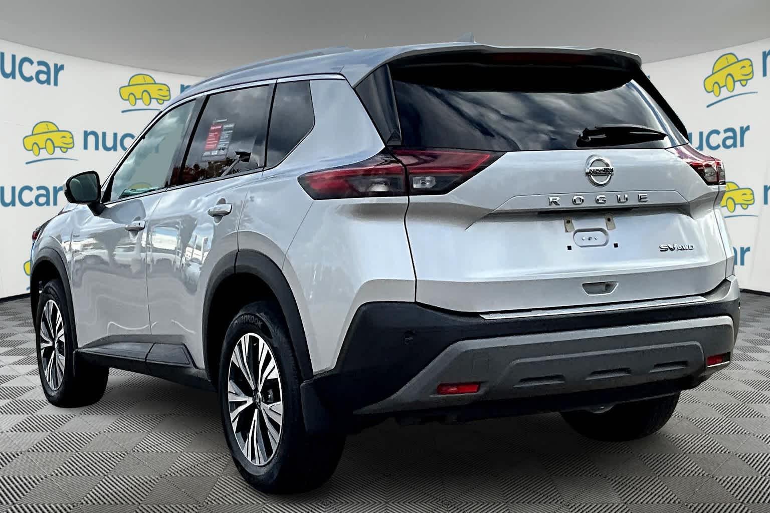 2021 Nissan Rogue SV - Photo 4