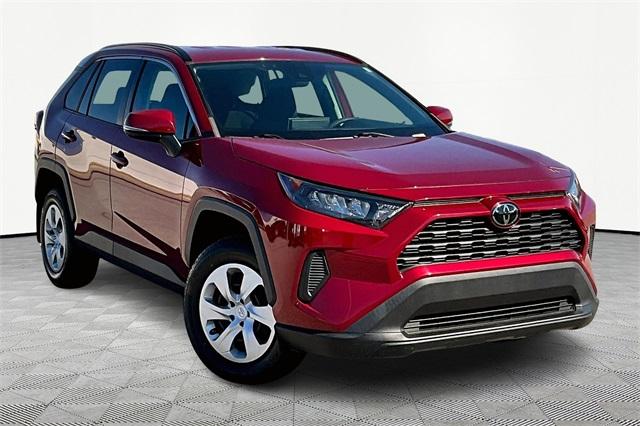 2020 Toyota RAV4 LE