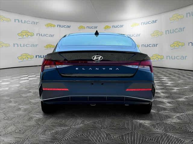 2025 Hyundai Elantra SEL Sport - Photo 7