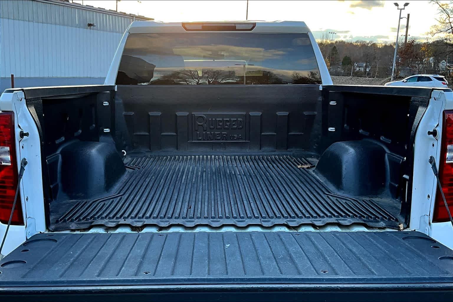 2021 Chevrolet Silverado 1500 LT 4WD Crew Cab 147 - Photo 29