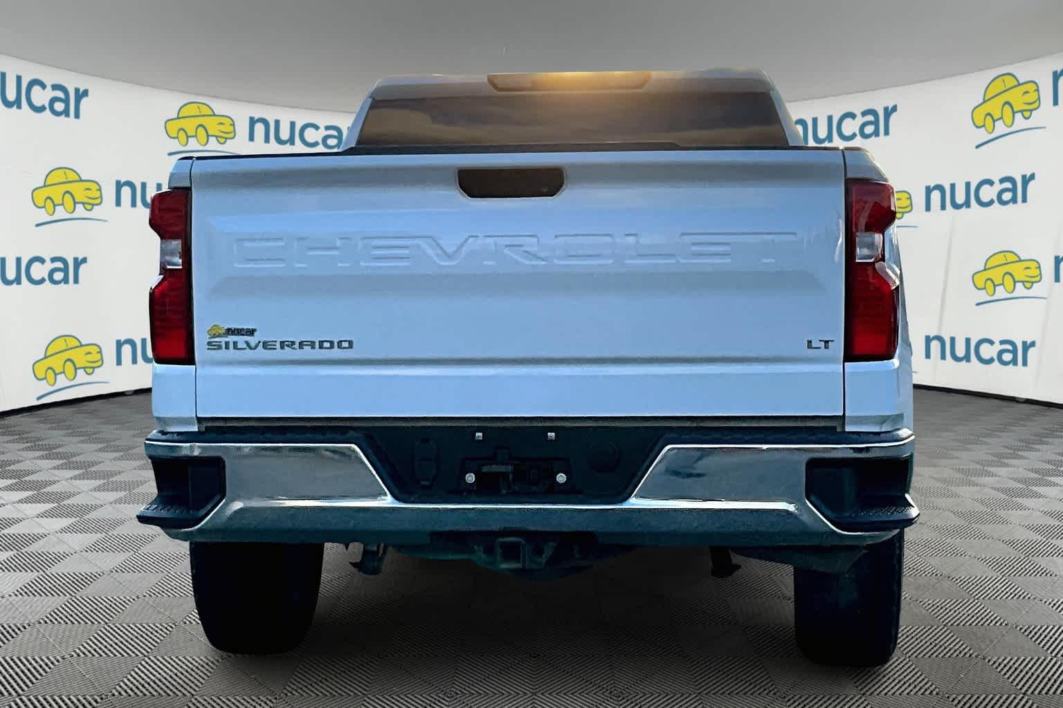 2021 Chevrolet Silverado 1500 LT 4WD Crew Cab 147 - Photo 5