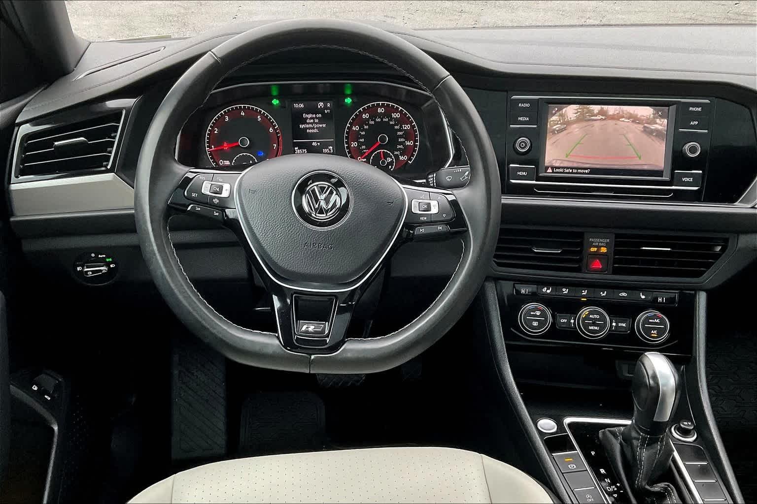 2021 Volkswagen Jetta R-Line - Photo 17