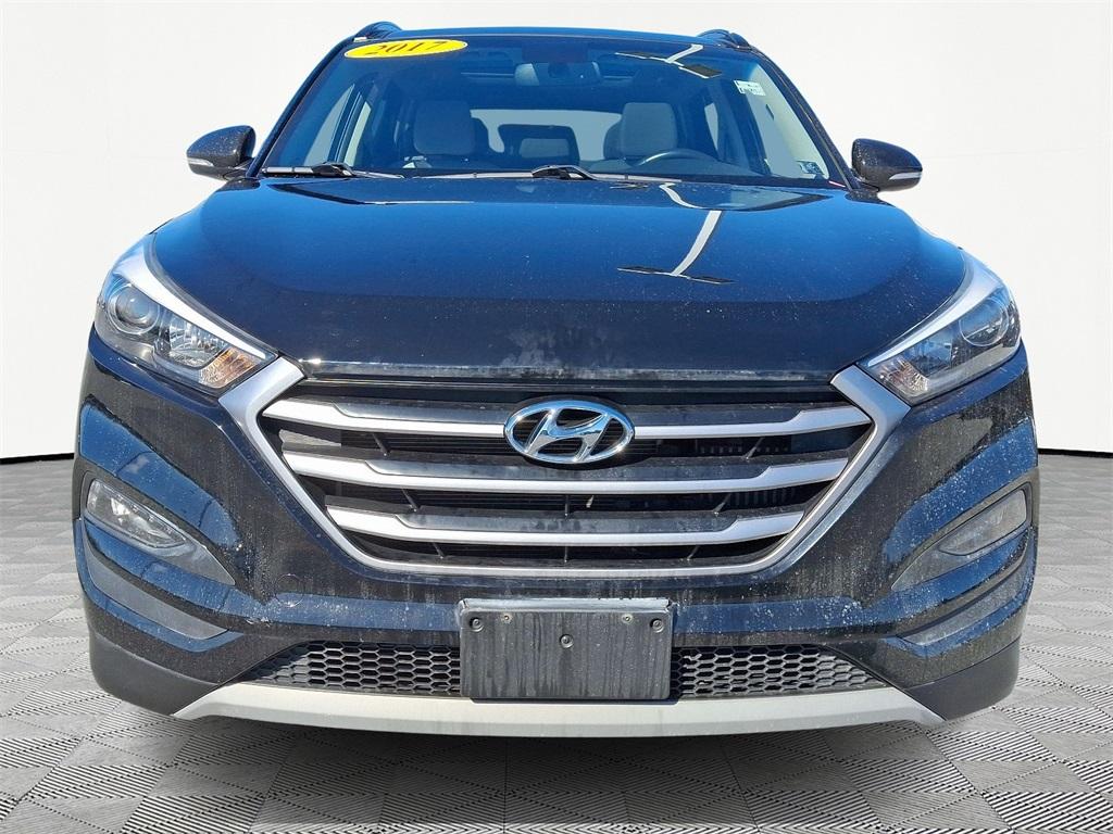 2017 Hyundai Tucson Value - Photo 2