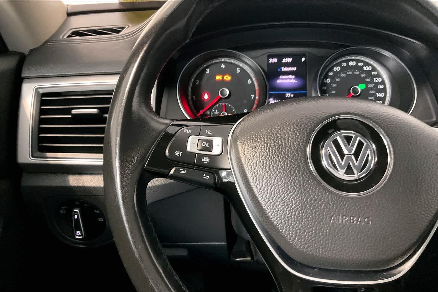 2019 Volkswagen Atlas 3.6L V6 SE - Photo 22