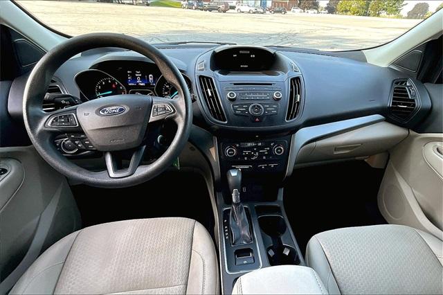 2017 Ford Escape SE - Photo 21