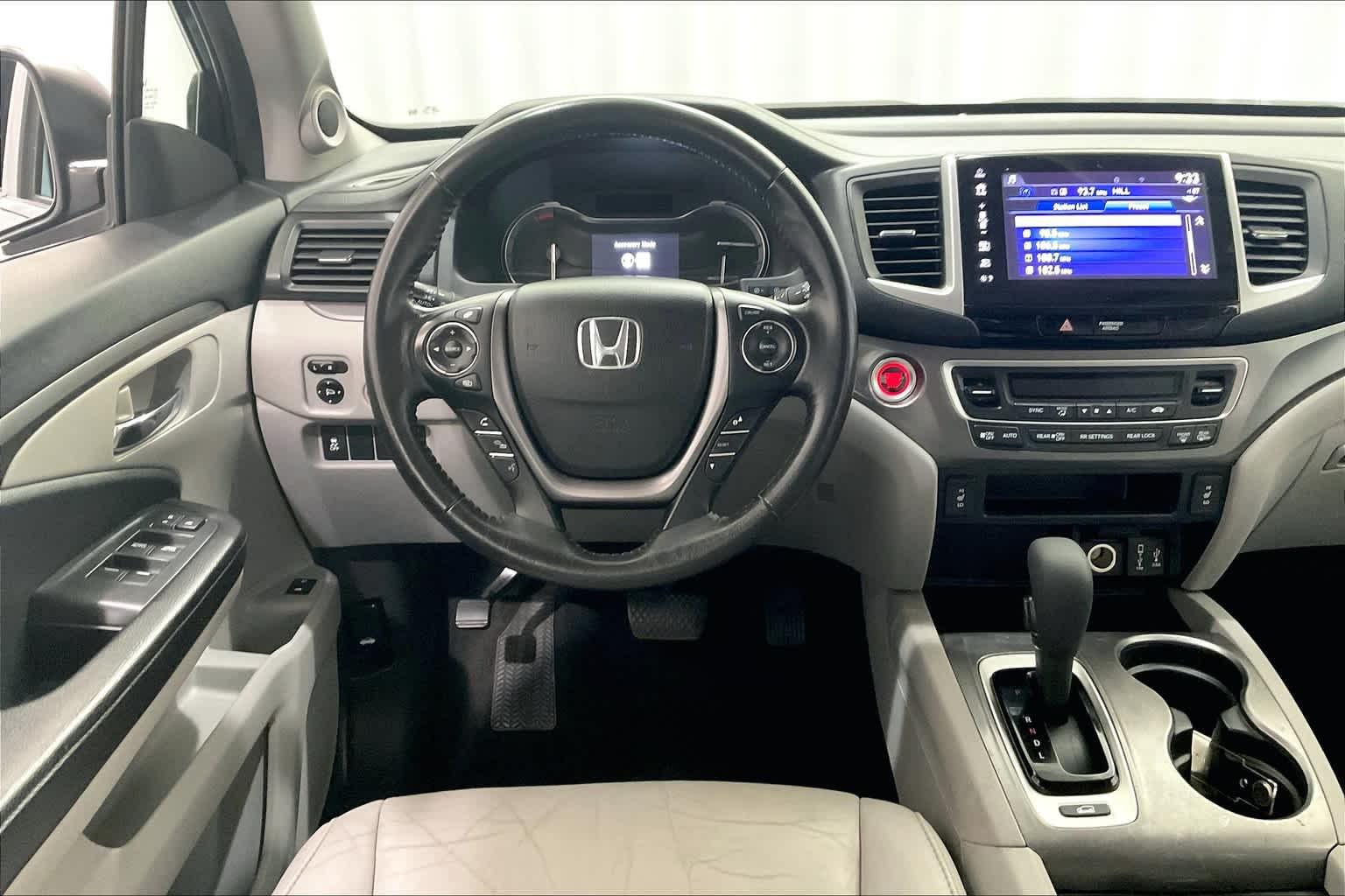 2018 Honda Pilot EX-L - Photo 18