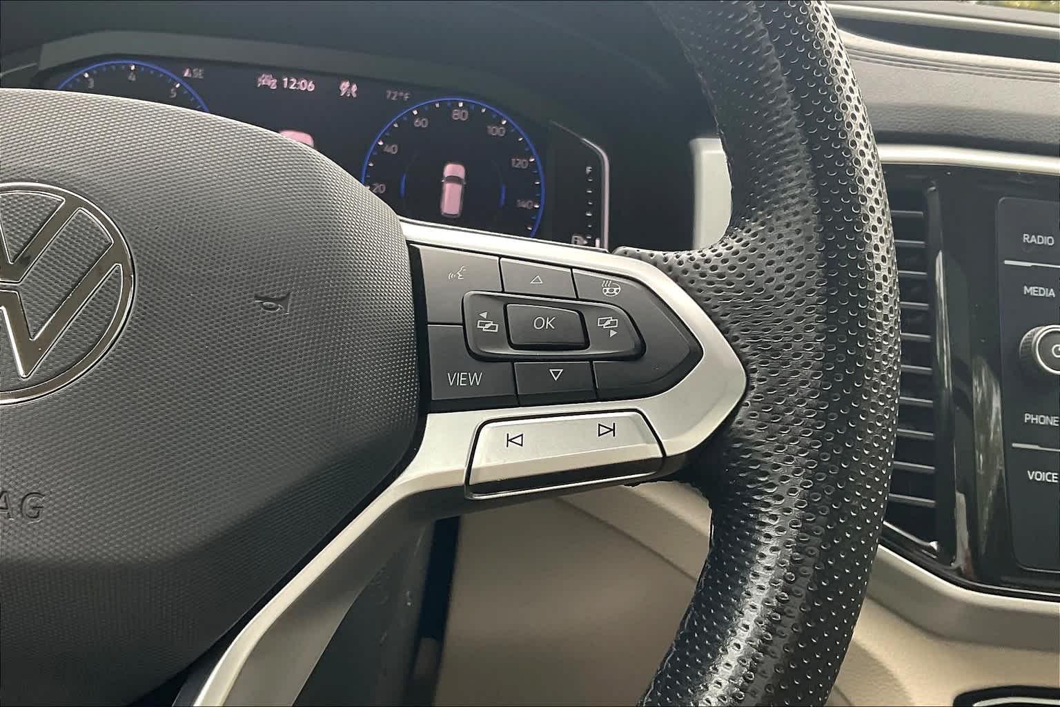 2021 Volkswagen Atlas 3.6L V6 SEL R-Line - Photo 24