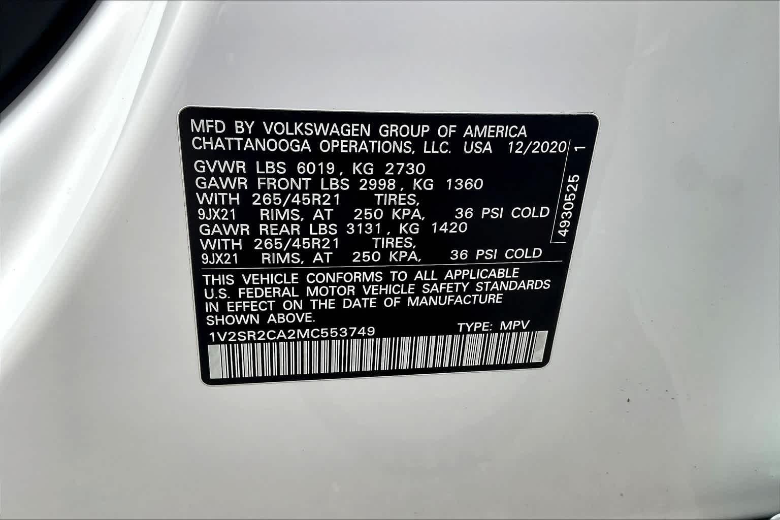 2021 Volkswagen Atlas 3.6L V6 SEL R-Line - Photo 32