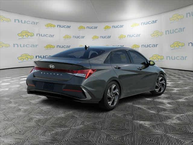 2025 Hyundai Elantra SEL Sport - Photo 11