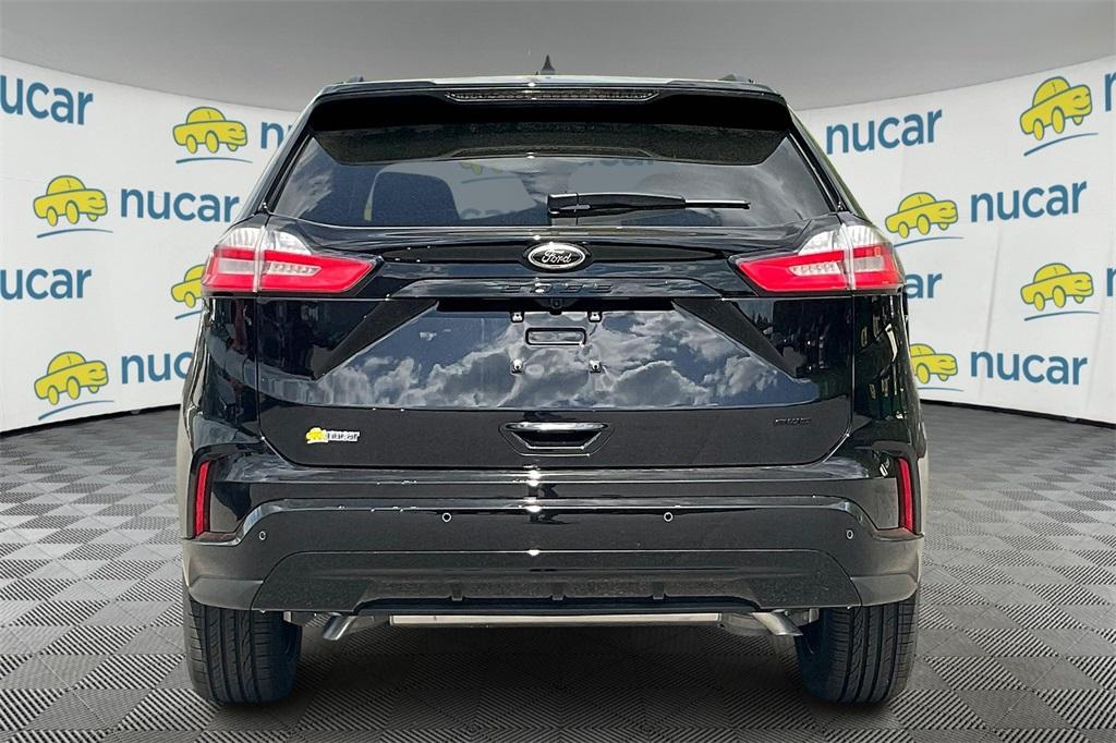 2024 Ford Edge SE - Photo 5