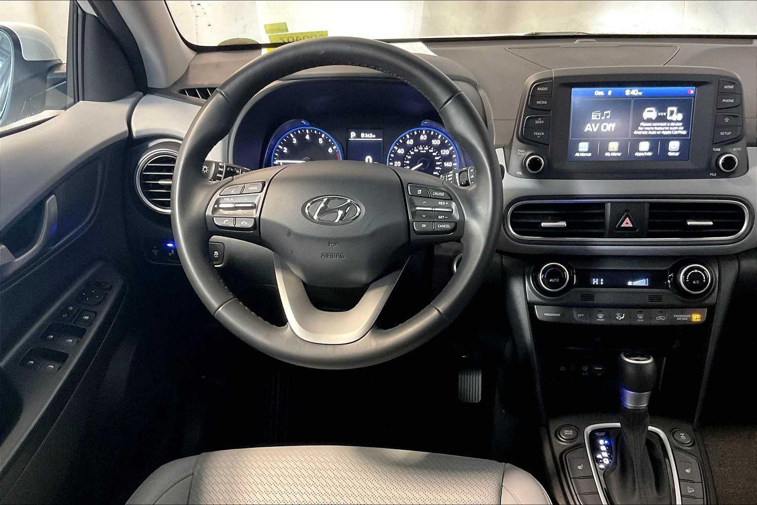 2021 Hyundai Kona Limited - Photo 17