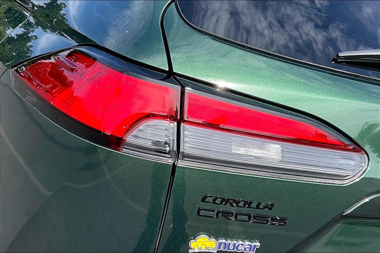 2022 Toyota Corolla Cross XLE - Photo 34