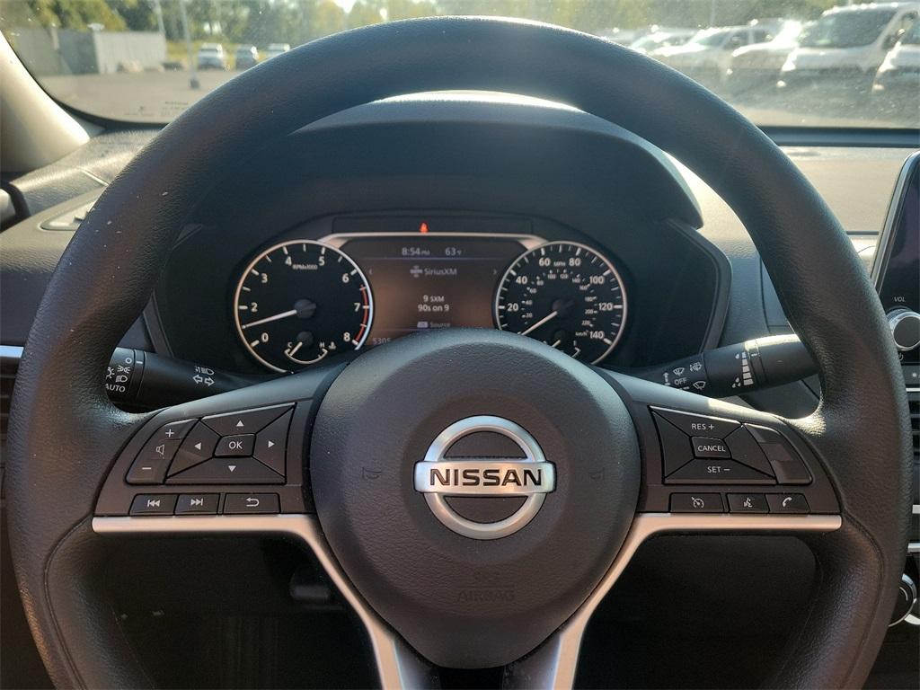 2022 Nissan Altima 2.5 SV - Photo 17