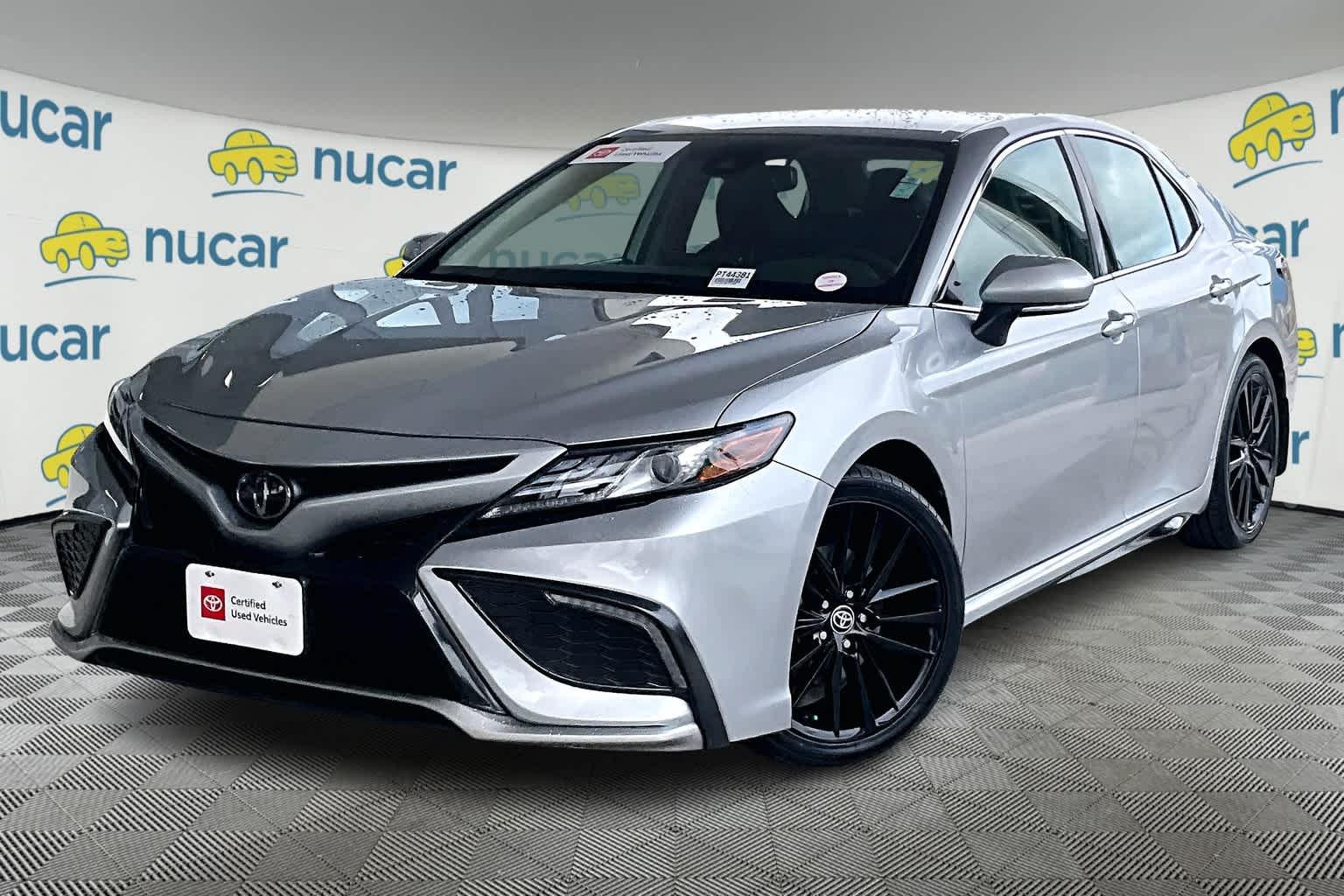 2022 Toyota Camry XSE - Photo 3