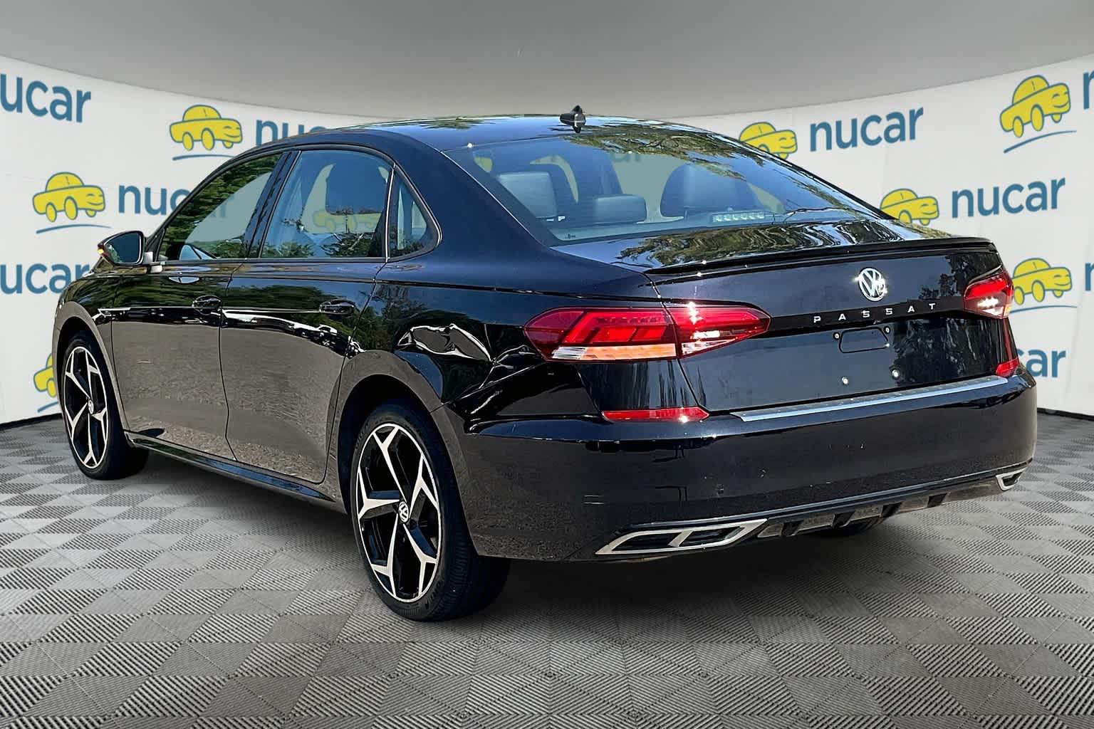 2021 Volkswagen Passat 2.0T R-Line - Photo 4