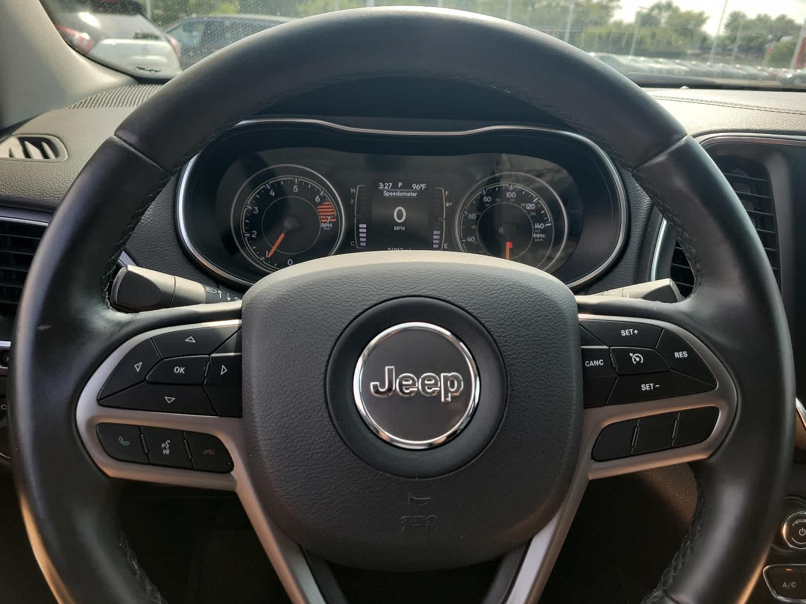 2019 Jeep Cherokee Latitude Plus - Photo 17