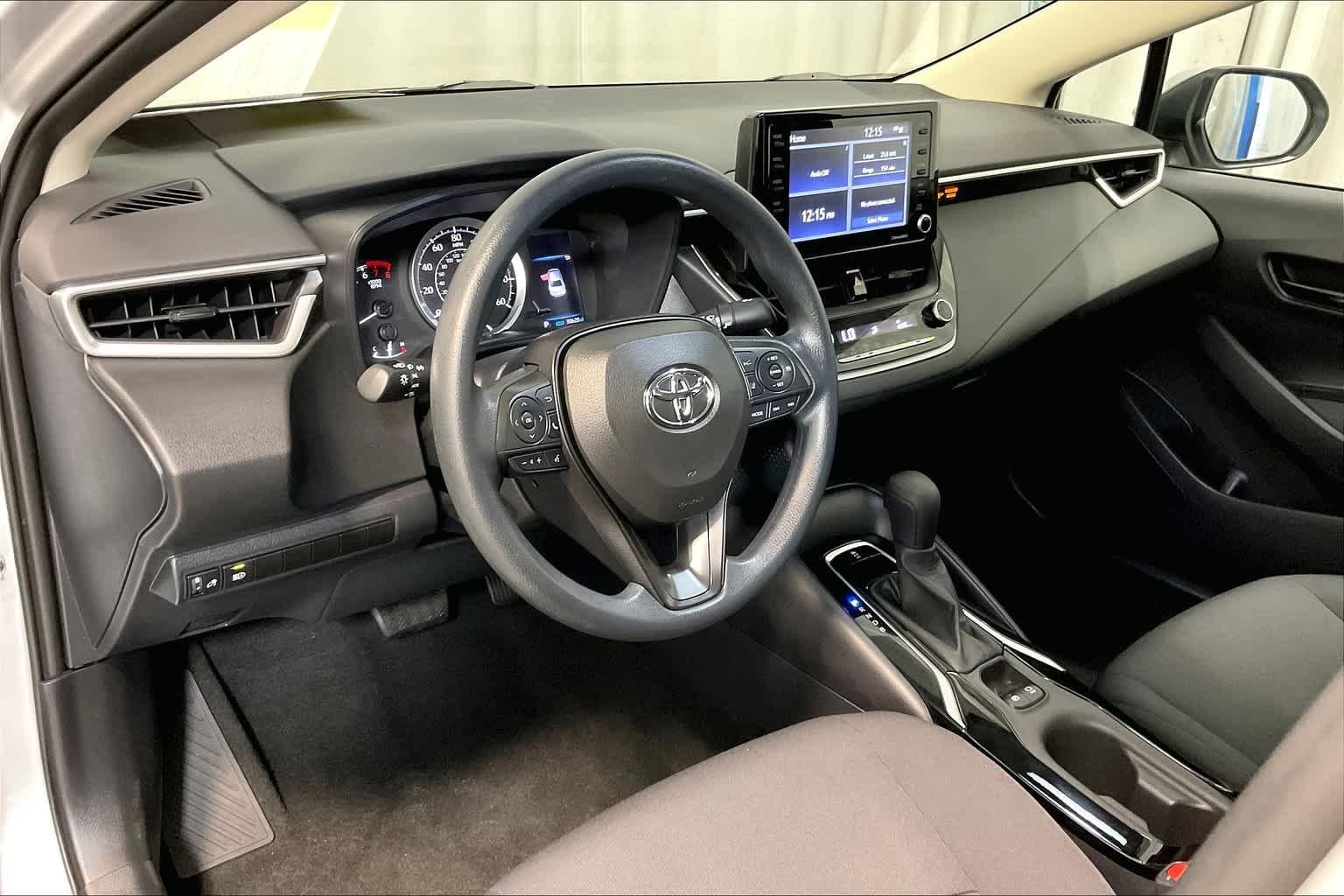 2022 Toyota Corolla LE - Photo 8