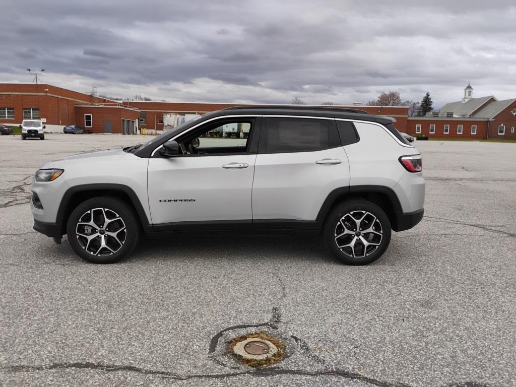 2025 Jeep Compass Limited - Photo 2