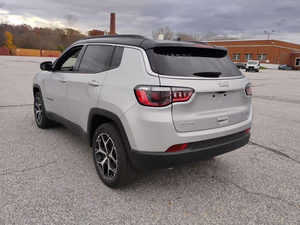 2025 Jeep Compass Limited - Photo 3