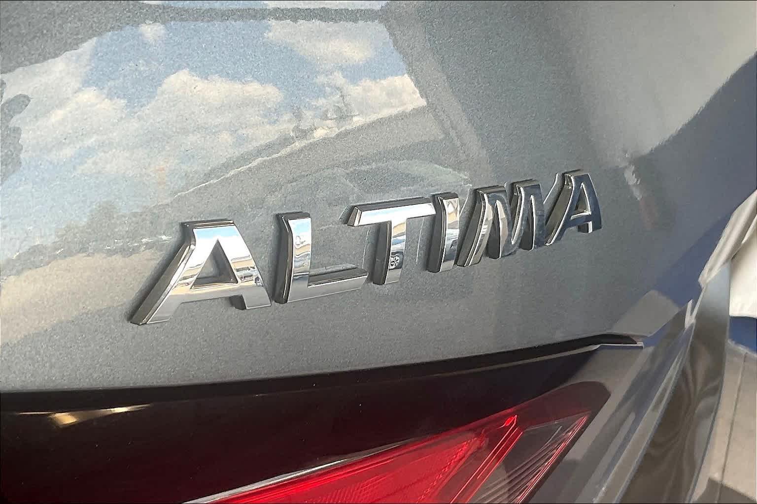 2021 Nissan Altima 2.5 SR - Photo 26