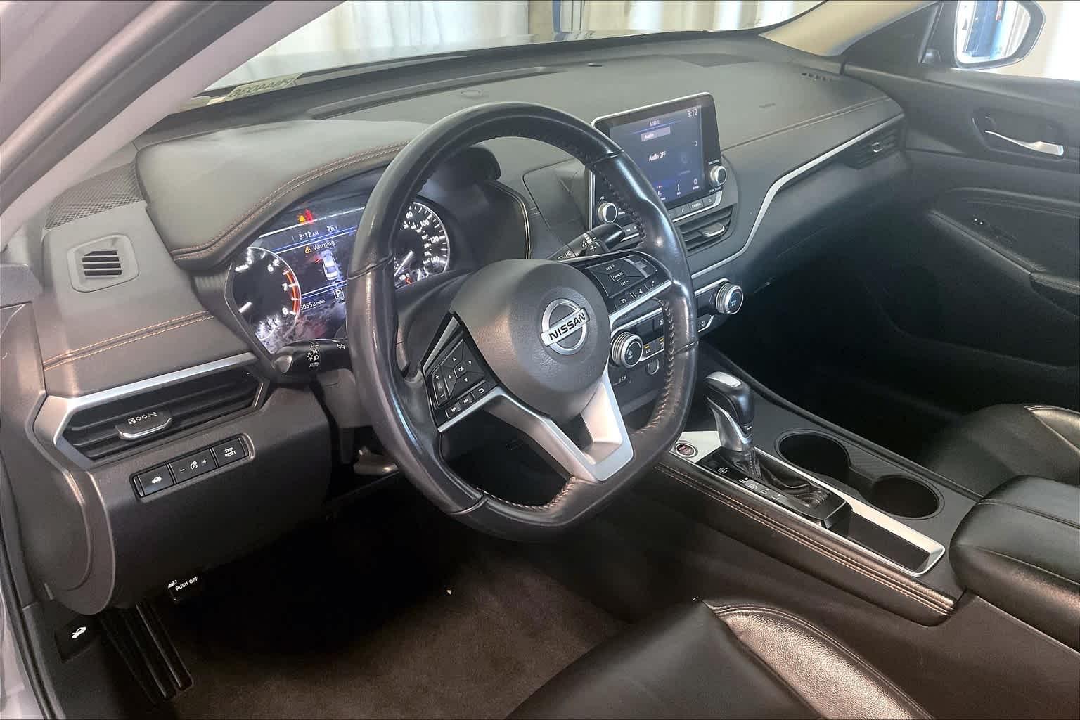 2021 Nissan Altima 2.5 SR - Photo 8