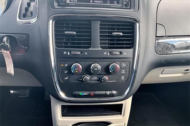 2019 Dodge Grand Caravan SE - Photo 25