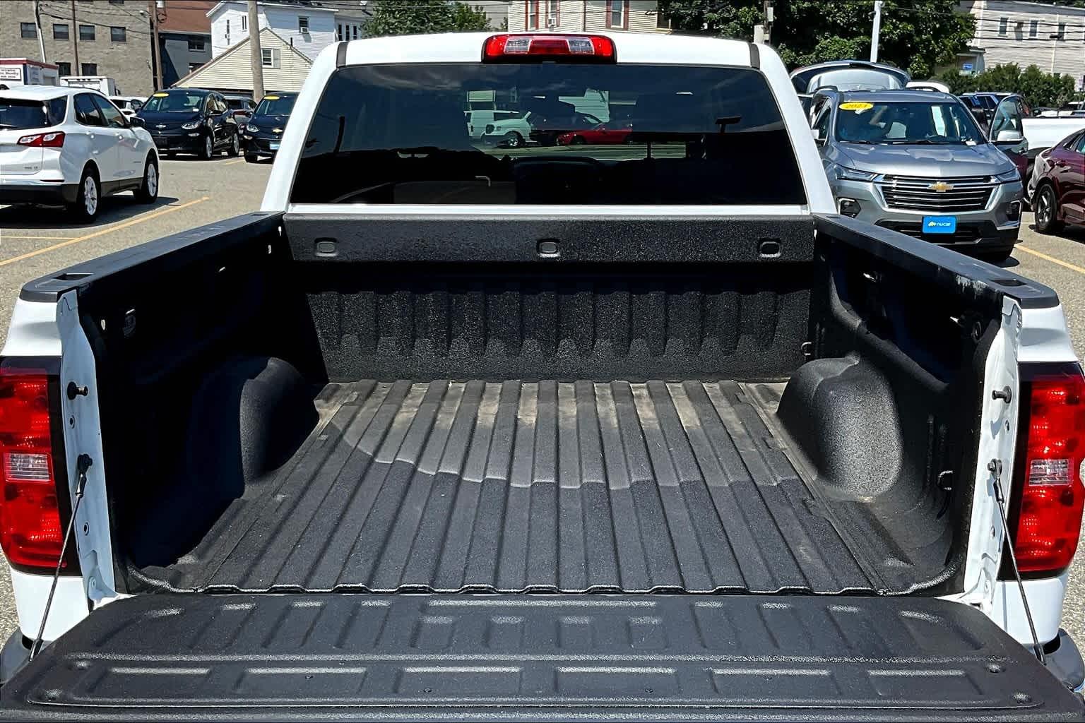 2018 Chevrolet Silverado 1500 LT 4WD Crew Cab 143.5 - Photo 29