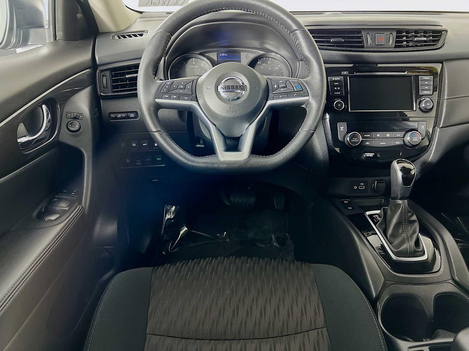 2019 Nissan Rogue SV - Photo 19