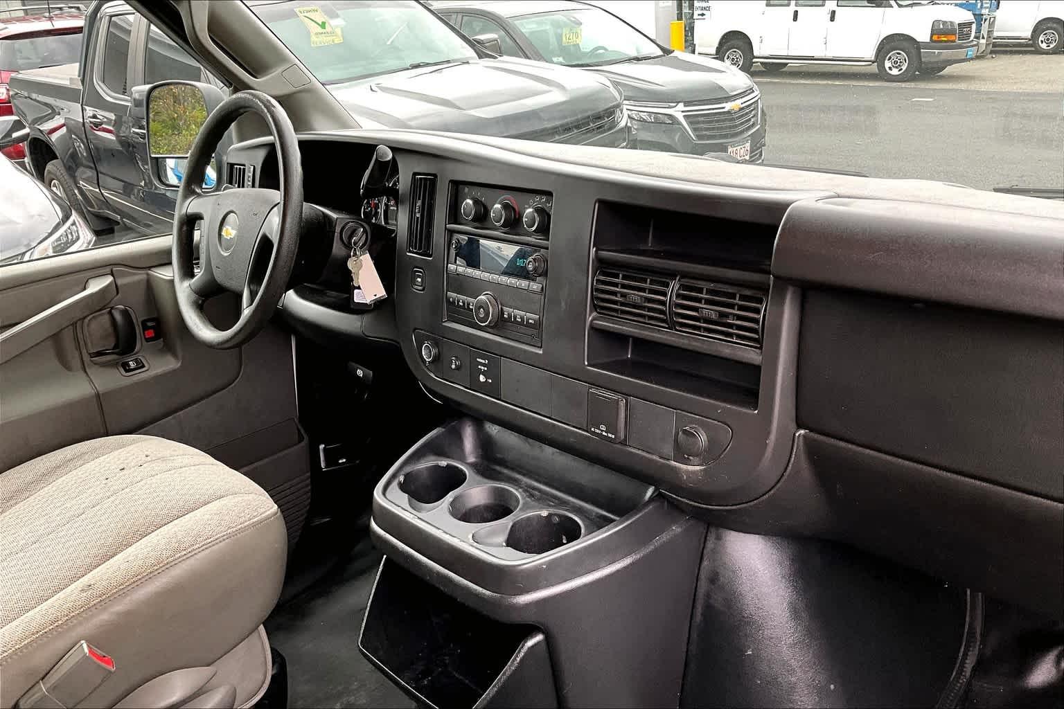 2016 Chevrolet Express CUTWAY 3500 Van 139 - Photo 14