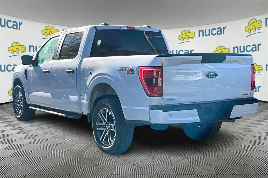 2022 Ford F-150 XL - Photo 2