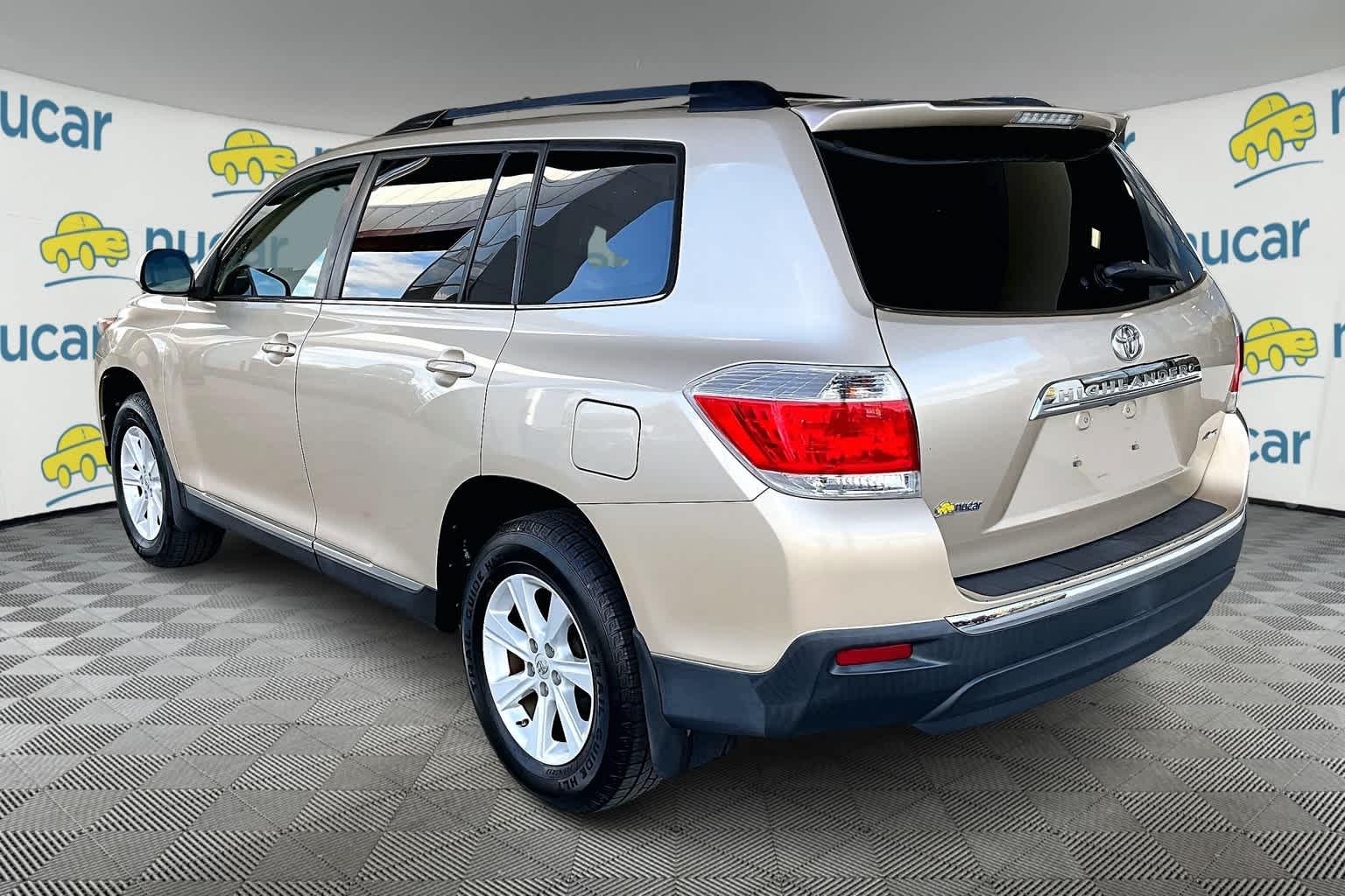 2012 Toyota Highlander  - Photo 4