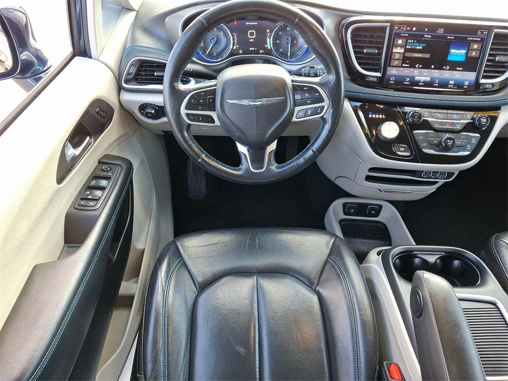 2021 Chrysler Pacifica Touring L - Photo 12