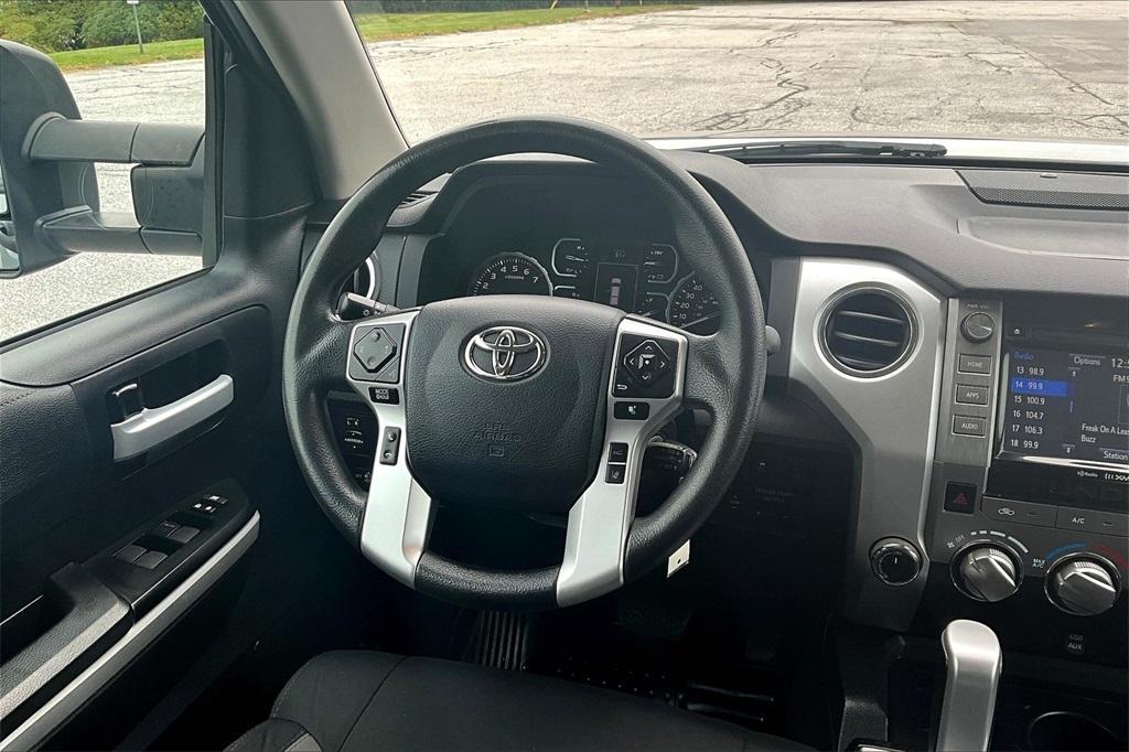 2019 Toyota Tundra SR5 - Photo 17