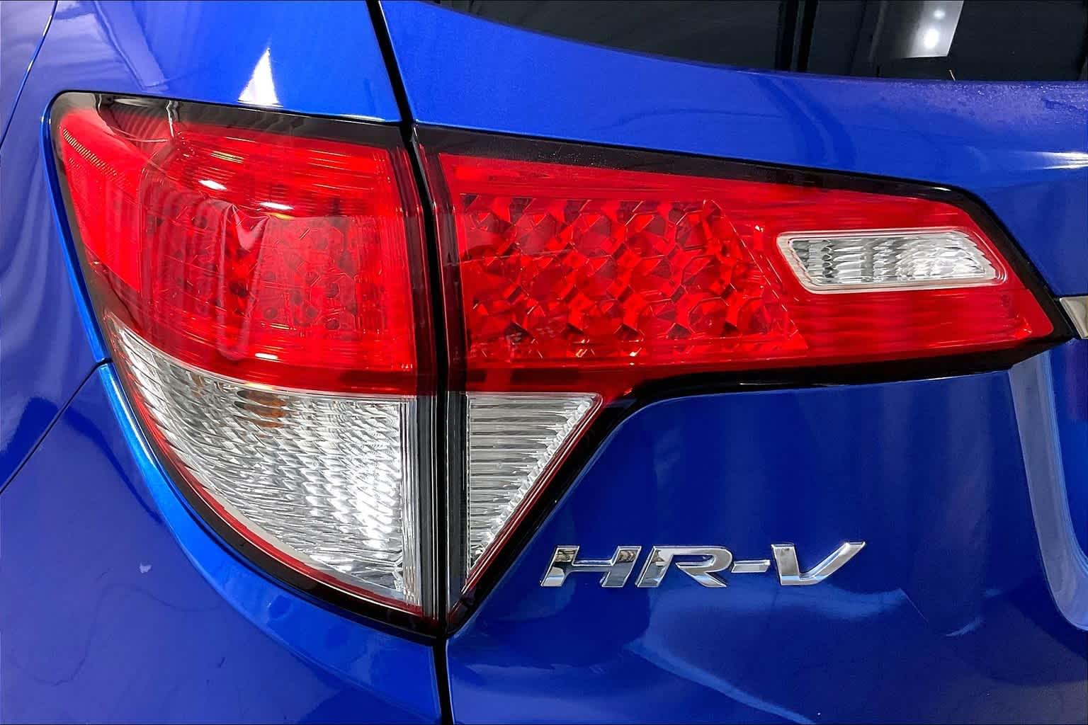 2021 Honda HR-V EX - Photo 34