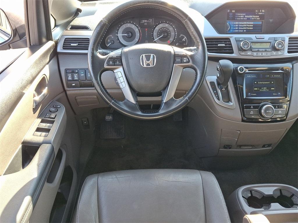 2015 Honda Odyssey EX-L - Photo 12