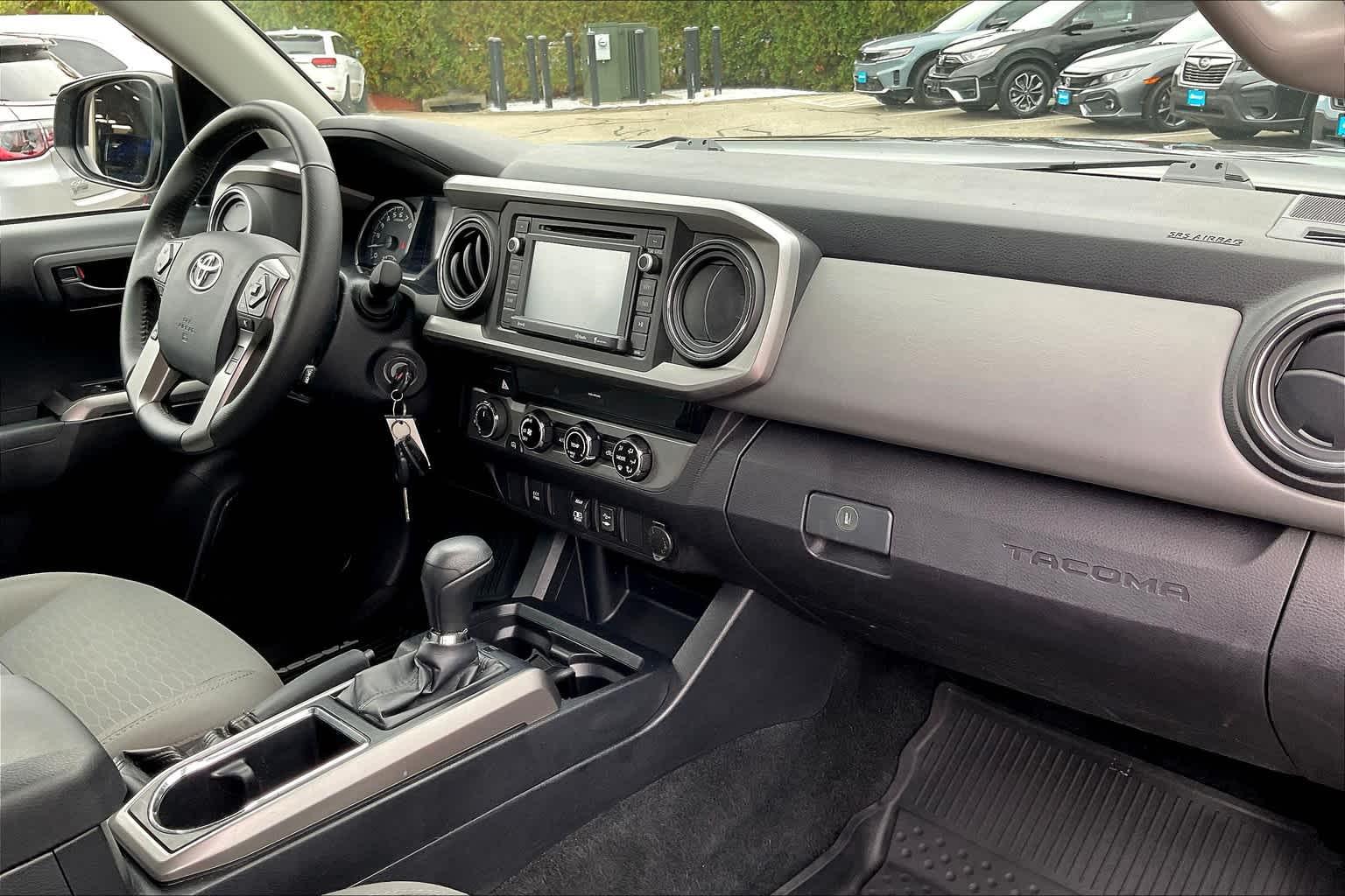 2018 Toyota Tacoma SR5 Double Cab 5 Bed V6 4x4 AT - Photo 14