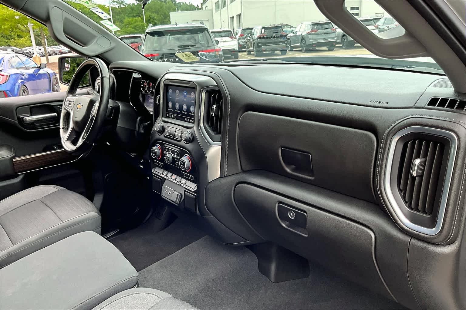 2022 Chevrolet Silverado 1500 LTD LT 4WD Crew Cab 147 - Photo 14