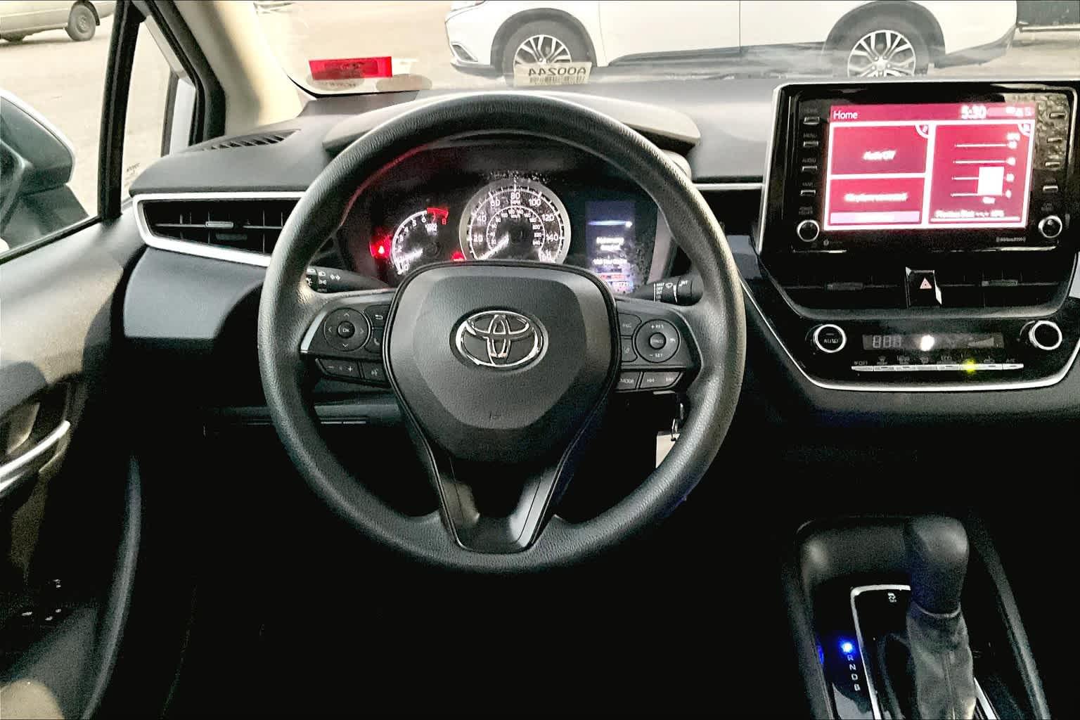 2021 Toyota Corolla LE - Photo 7