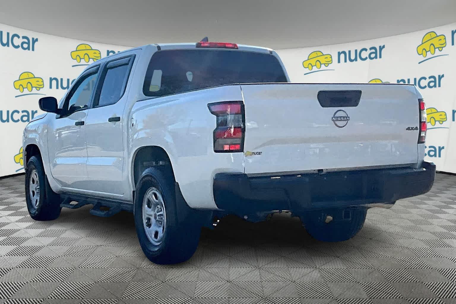 2023 Nissan Frontier S Crew Cab 4x4 Auto - Photo 4