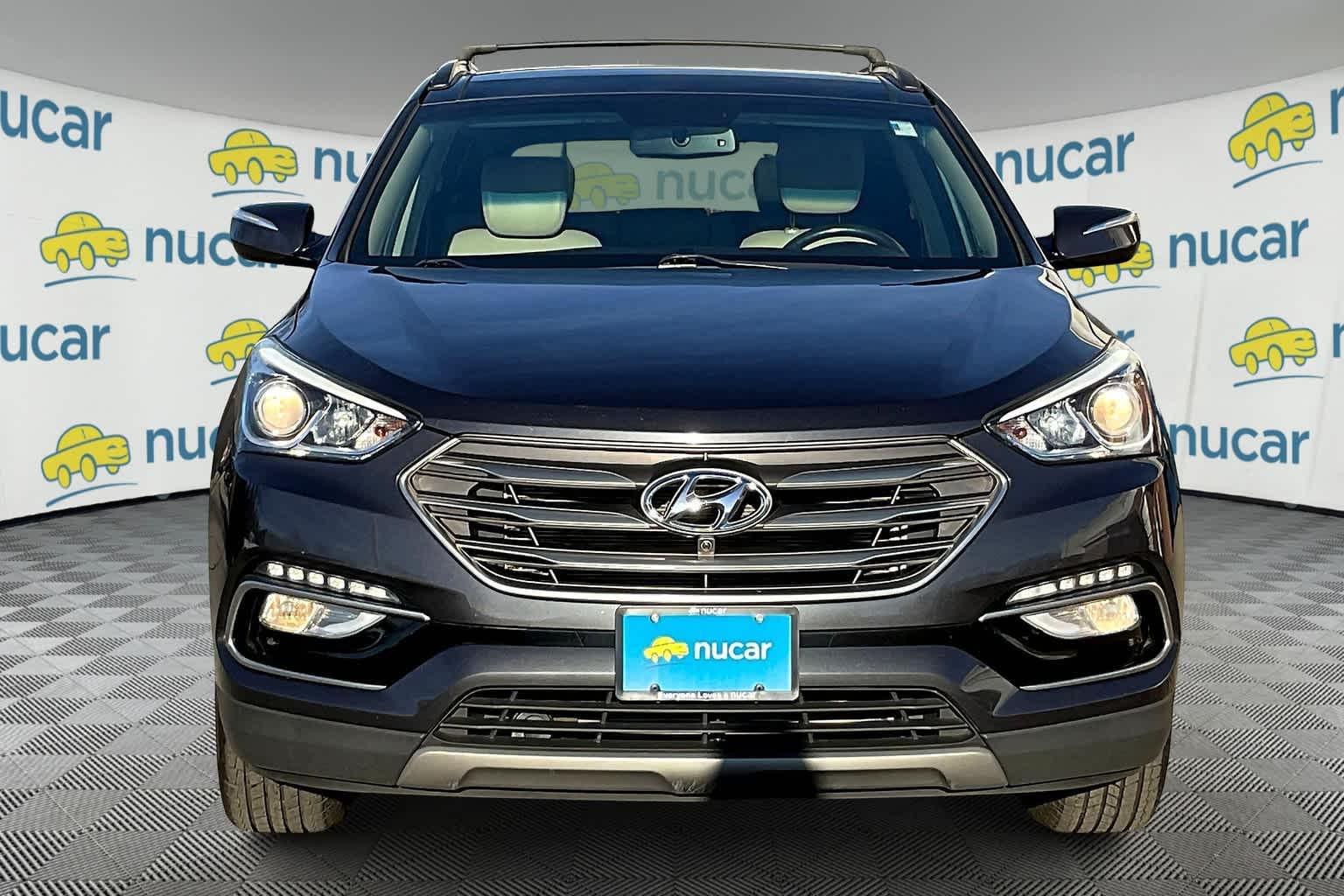 2018 Hyundai Santa Fe Sport 2.4L - Photo 2