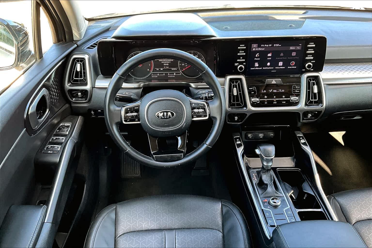 2021 Kia Sorento S - Photo 18