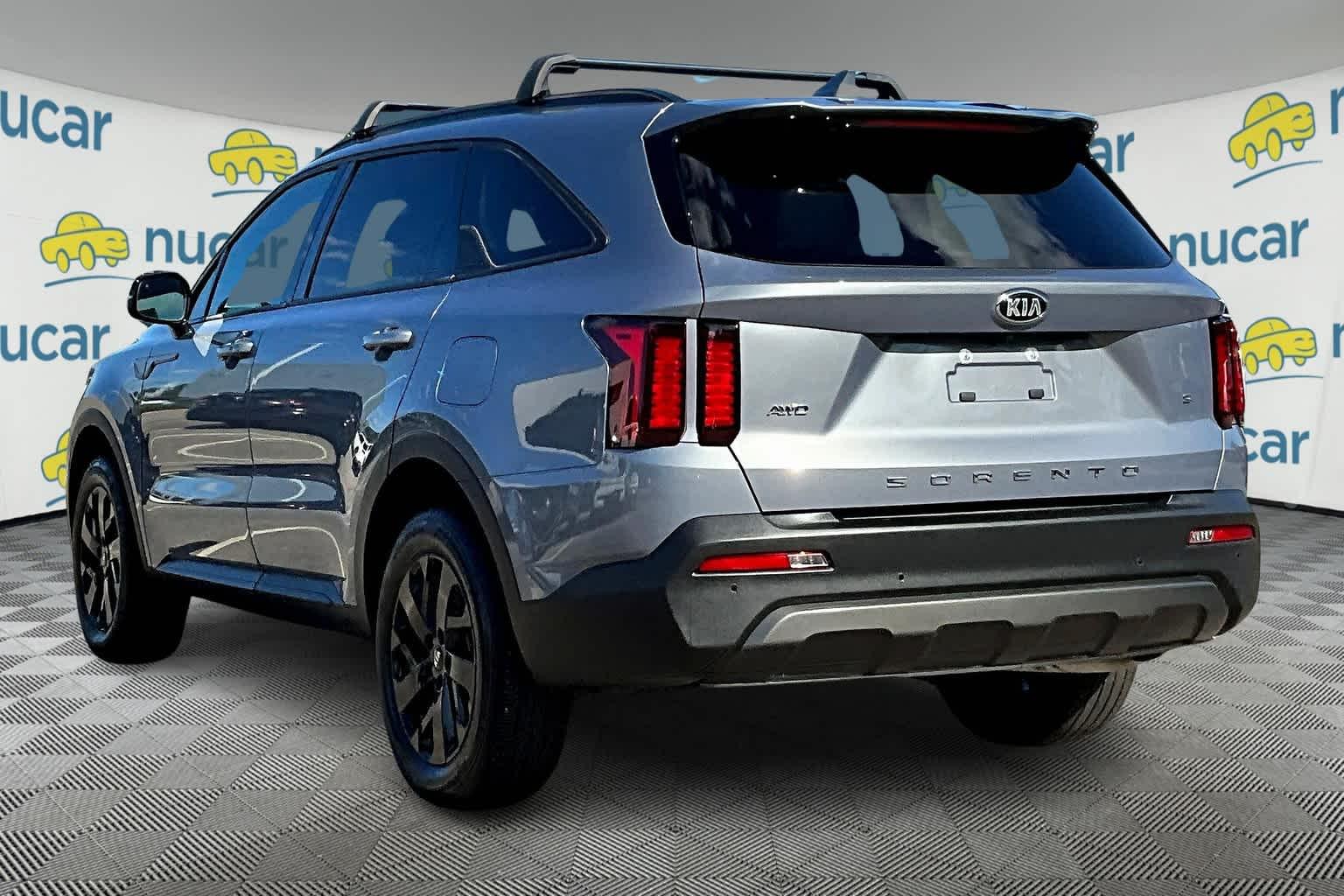 2021 Kia Sorento S - Photo 4