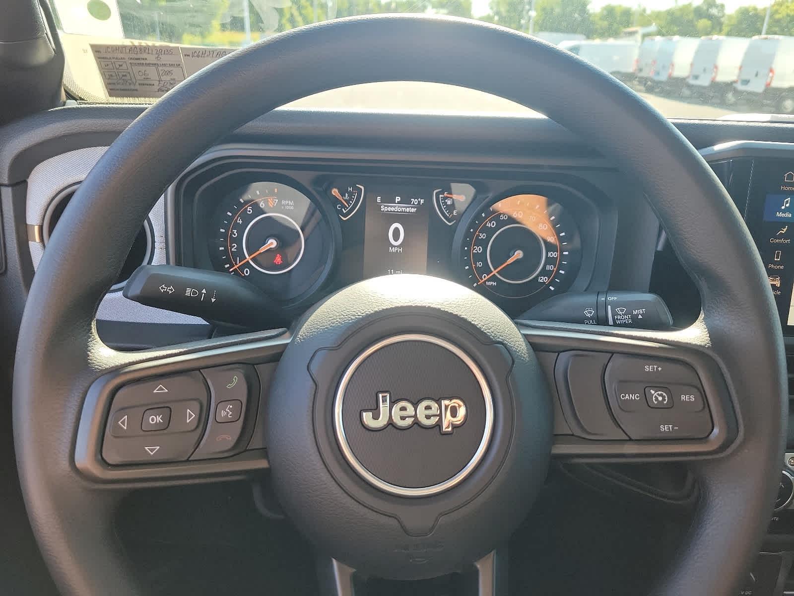 2024 Jeep Gladiator 4x4 - Photo 14